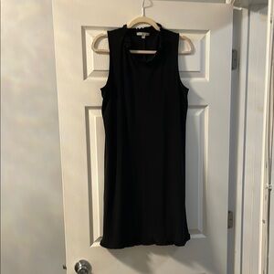 Elegant Black Sleeveless Flowey Dress